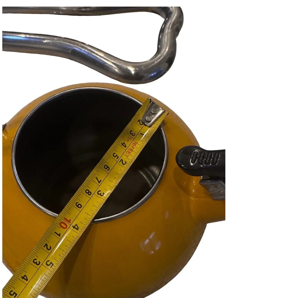 Mustard Yellow Enamel Whistling Tea Kettle Heart Knob Retro Stove Tea Pot EUC‎